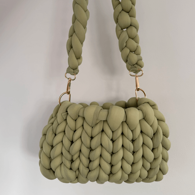 Autumn must have - Small Hand Knitted bag - Pistachio