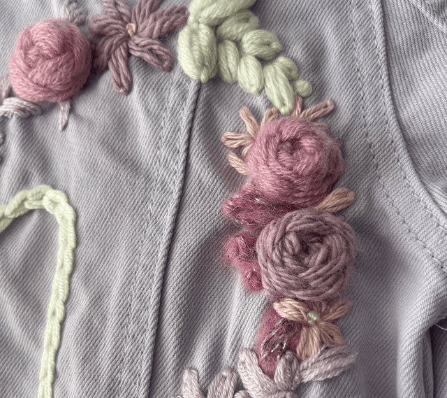 Heart garland Inital Jacket