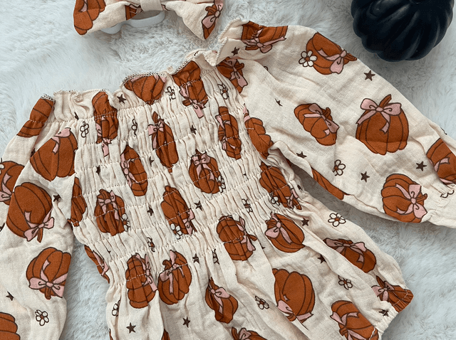 Pumpkin romper - 0-3 months 