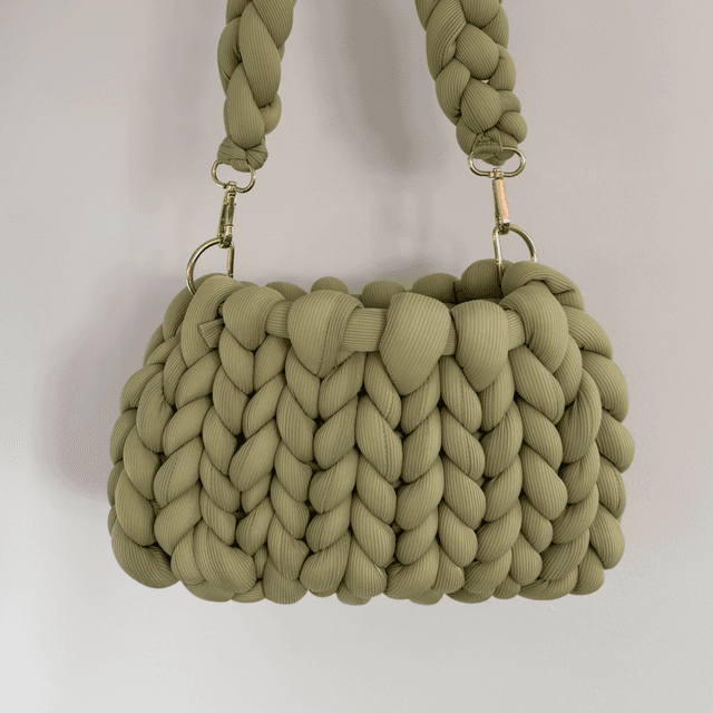 Autumn must have - PRE ORDER - Small Hand Knitted bag - Pistachio
